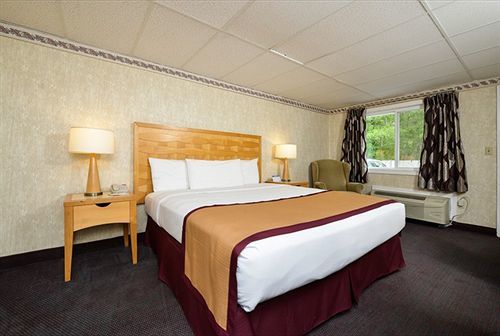 Howard Johnson By Wyndham West Yarmouth Cape Cod Zewnętrze zdjęcie